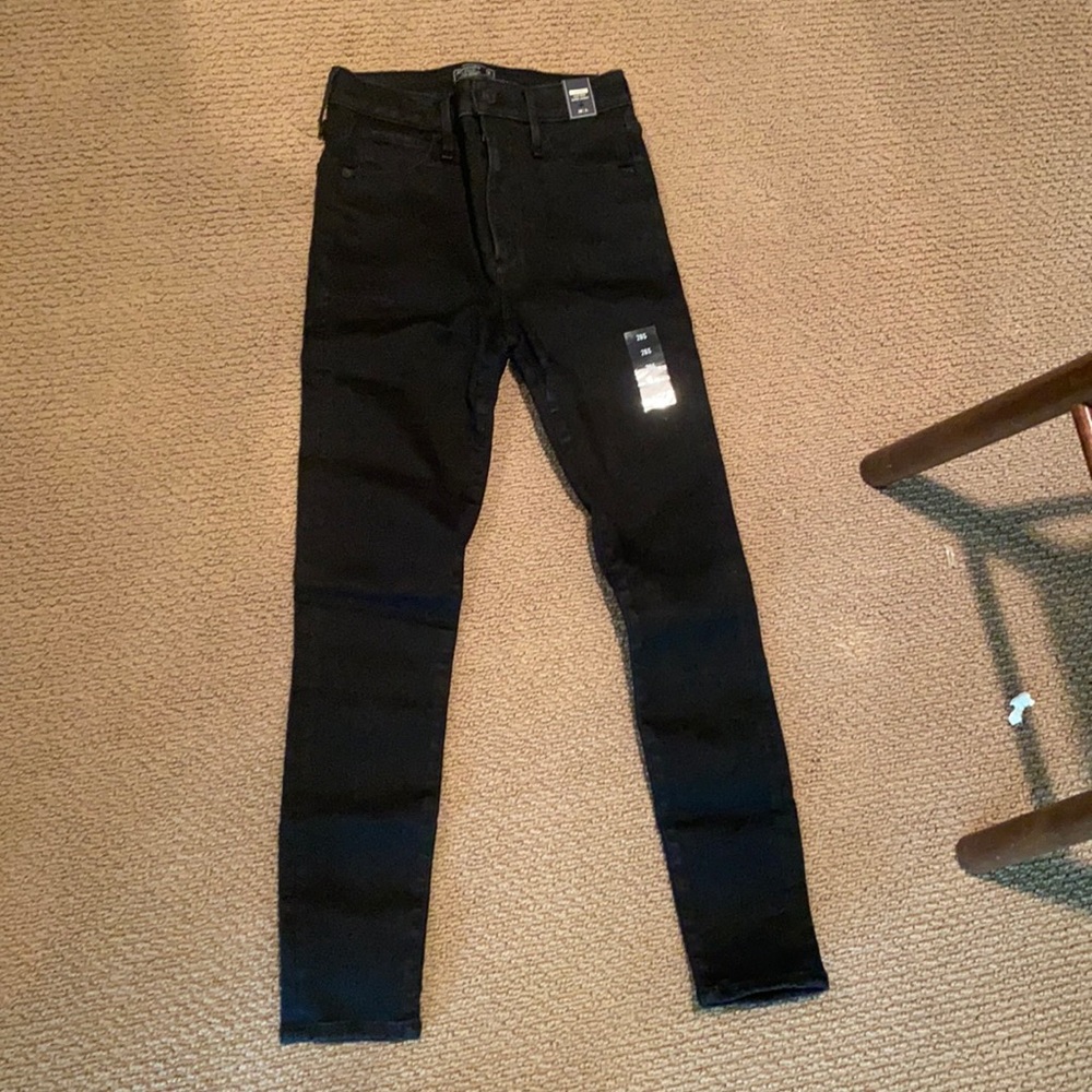 Black skinny jeans